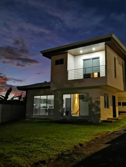 212093295_3968853976559257_961718846899842552_n