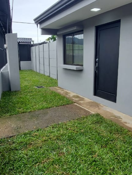 213341000_1574178472752385_6647083057581341328_n