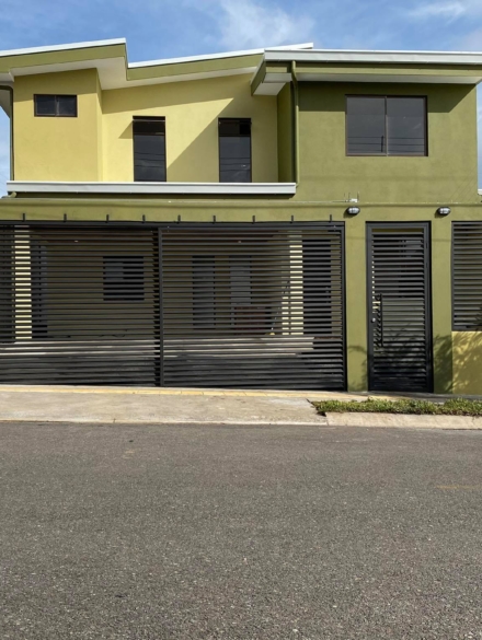 79541181_2526935120751157_8498190384000663552_n