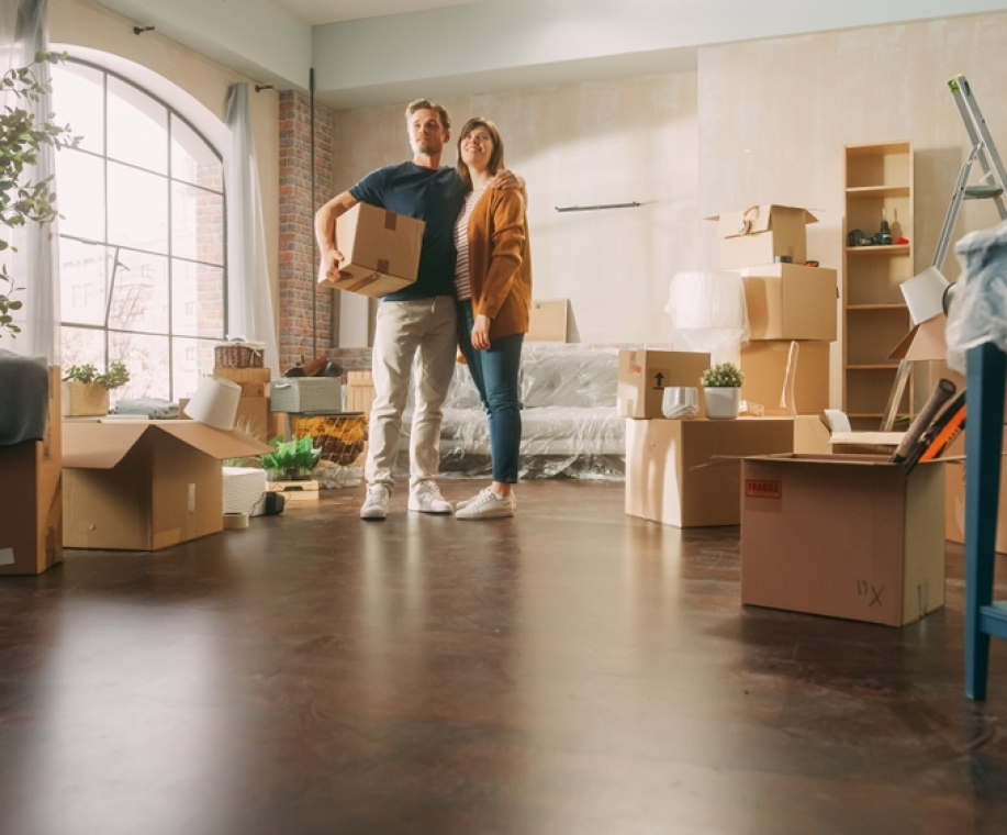 Family,New,Home,Moving,In:,Happy,And,Excited,Young,Couple